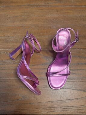 Mix No. 6 Metallic Purple Strappy Ankle‑Wrap Block Heels